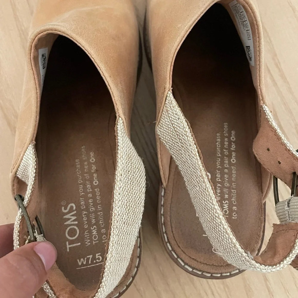 Toms Leila Slingback Sandals​​​​​ - Picture 8 of 9